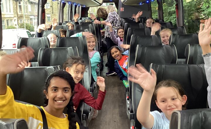 Image of Year 6 begin their Lockerbie adventure